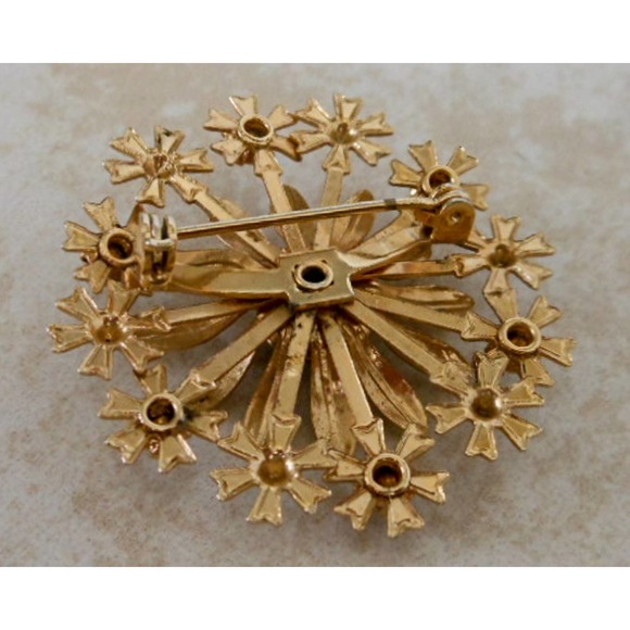 Vintage Gold & Purple Rhinestone Flower Pinwheel Brooch , Unsigned Beauty - Picture 8 of 8